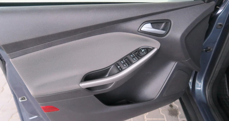 Ford Focus cena 24900 przebieg: 180000, rok produkcji 2012 z Izbica Kujawska małe 379